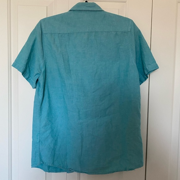 🎉5/$30 - Men’s teal casual button down - Picture 3 of 3